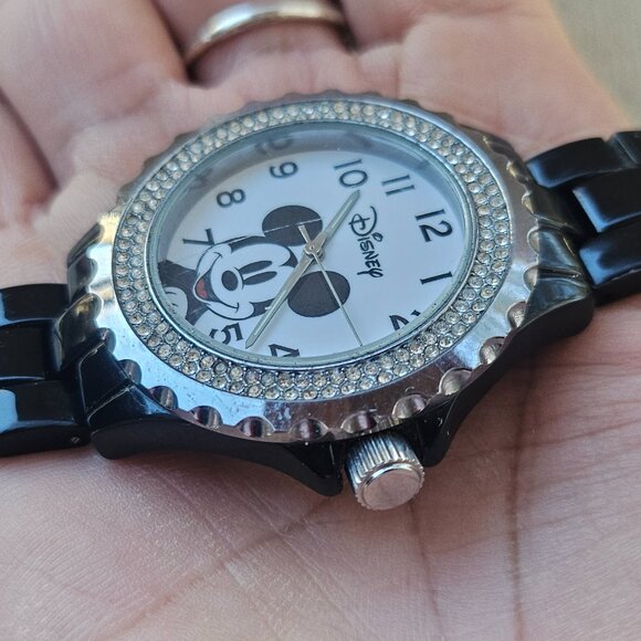 Minnie Mouse Disney Wristwatch Black Tone Metal Strap Analog Accutime Watch - Picture 9 of 12